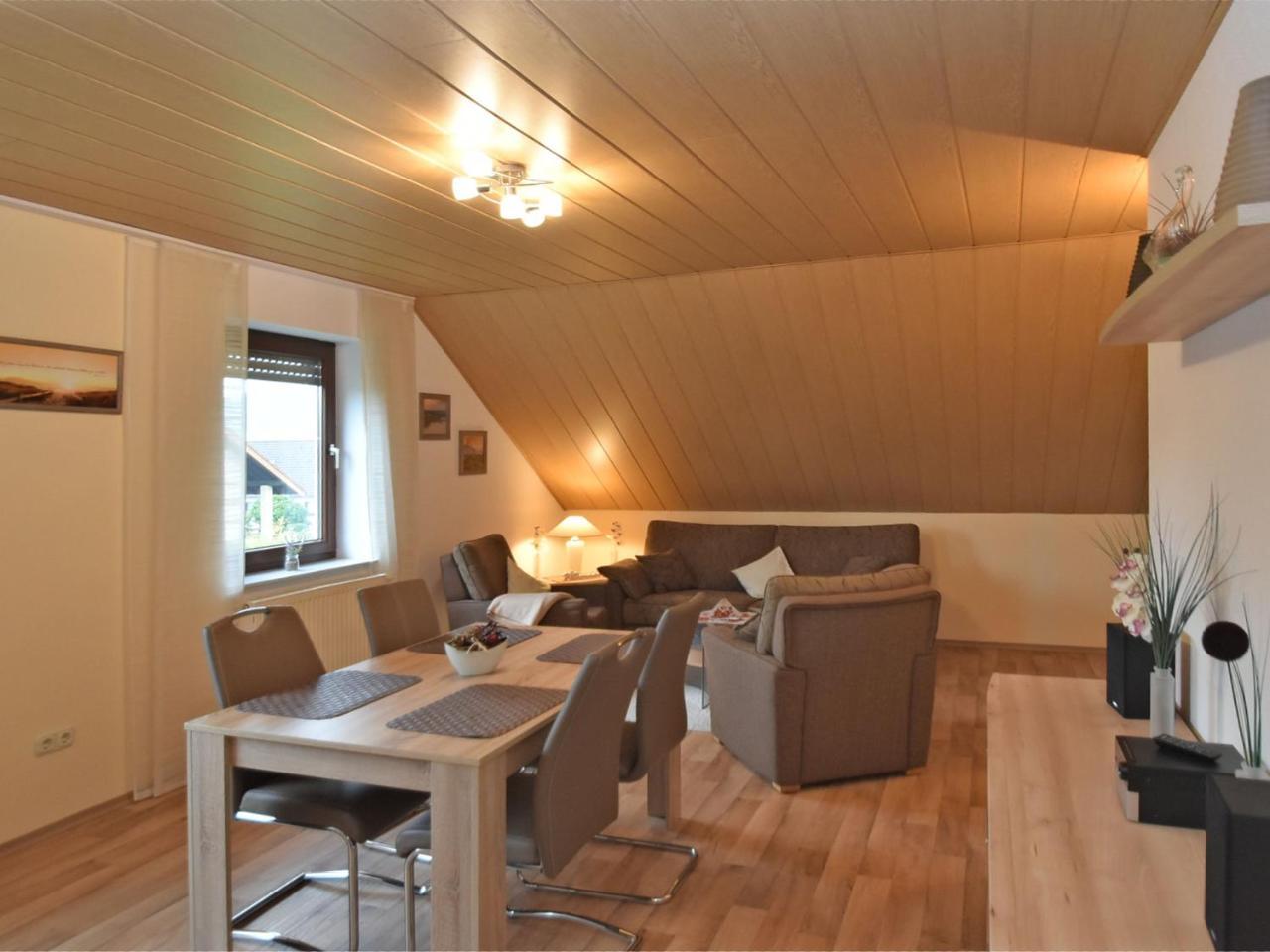 Cozy Apartment In Merlsheim With Garden Nieheim Buitenkant foto